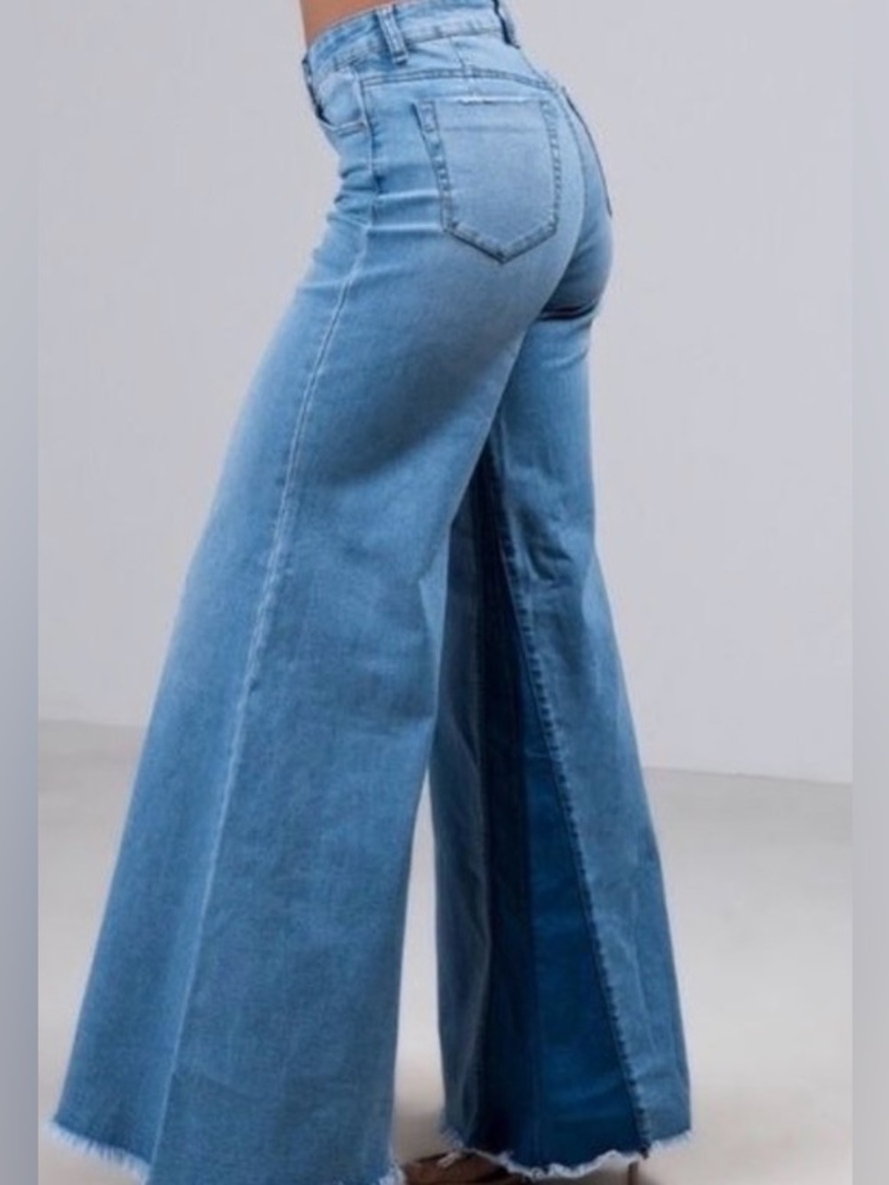 UNIQ by LITZ Bellbottom Flare Wide Leg Jeans Womens 26 Retro Festival Pants